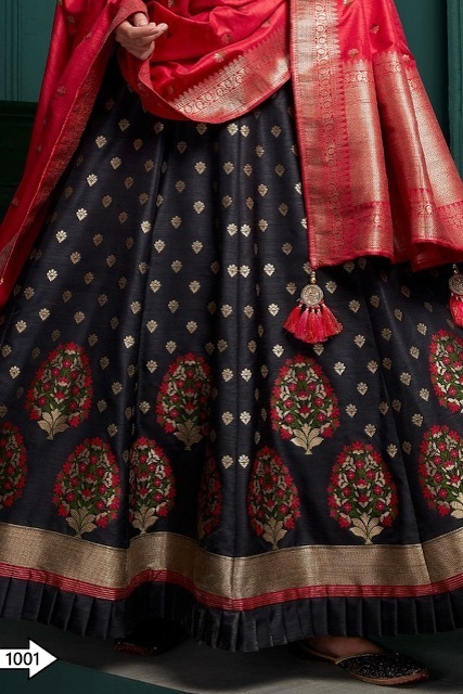 RUDRAKSH-1001-TO-1002-SERIES-GOWN-WITH-PRINTED-DUPATTA-FESTIVAL-COLLECTION-9