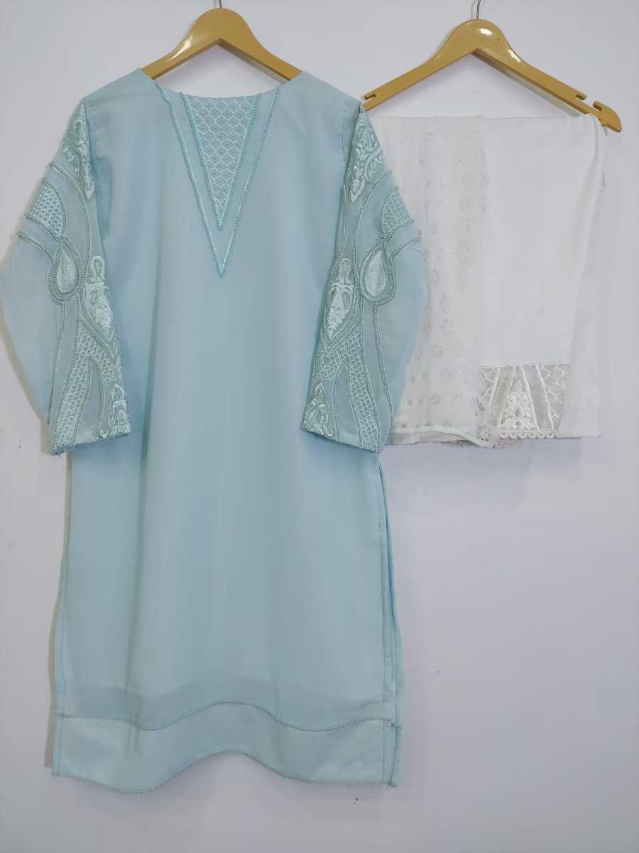 SAFA-FASHION-FAB-D.NO-995-PAKISTANI-TUNIC-WITH-CIGARETTE-PANTS-AT-WHOLESALE-1