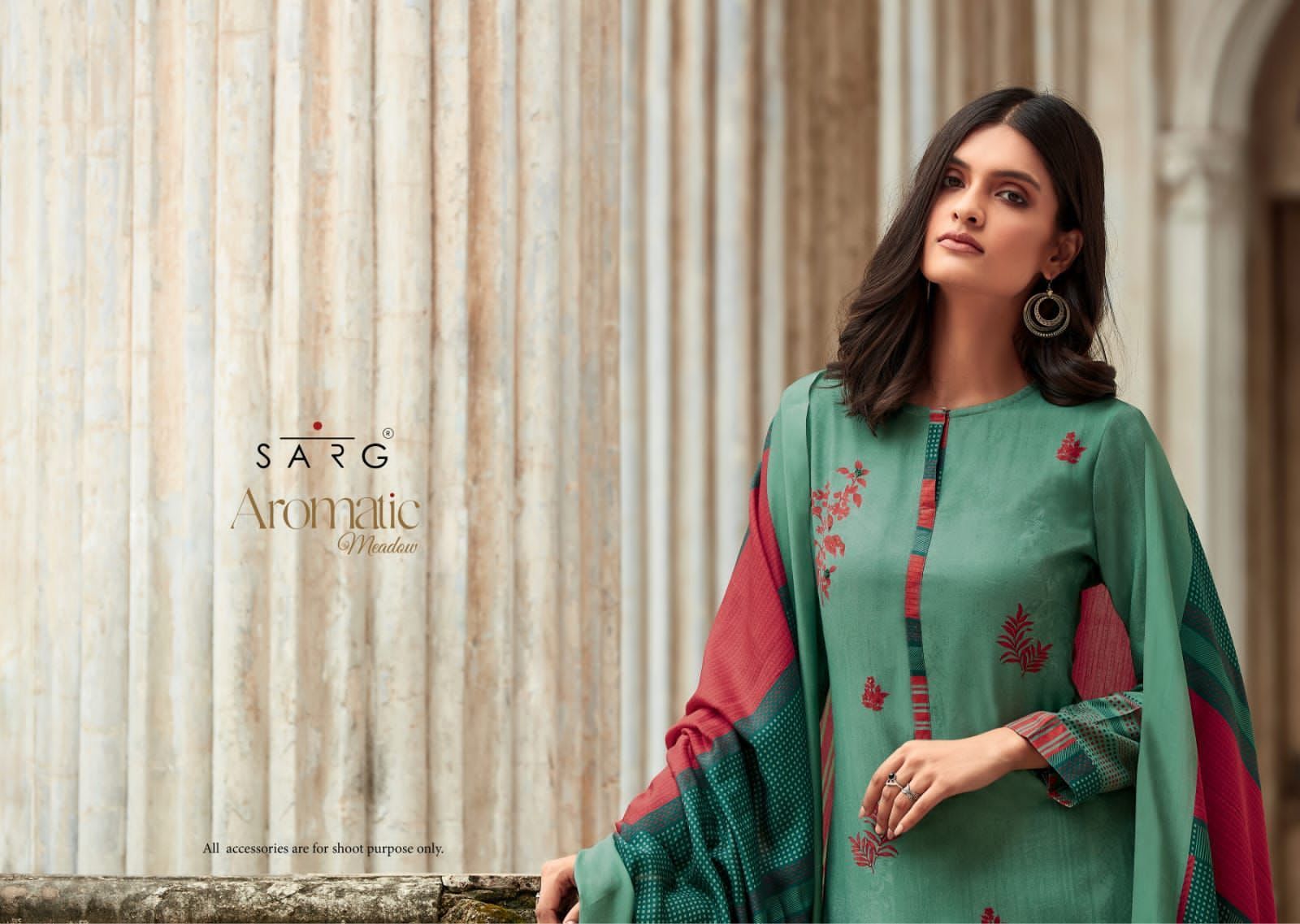 SARG-AROMATIC-MEADOW-PASHMINA-DIGITAL-PRINTED-SUITS-WHOLESALE-7