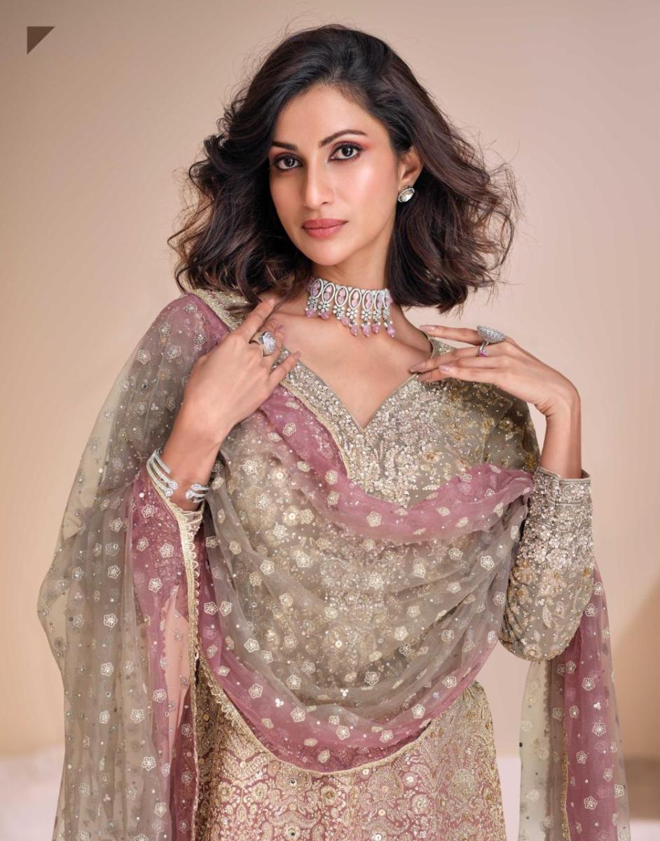 SAYURI-DESIGNER-AAYNA-REAL-GEROGETTE-SUITS-SUPPLIER-5