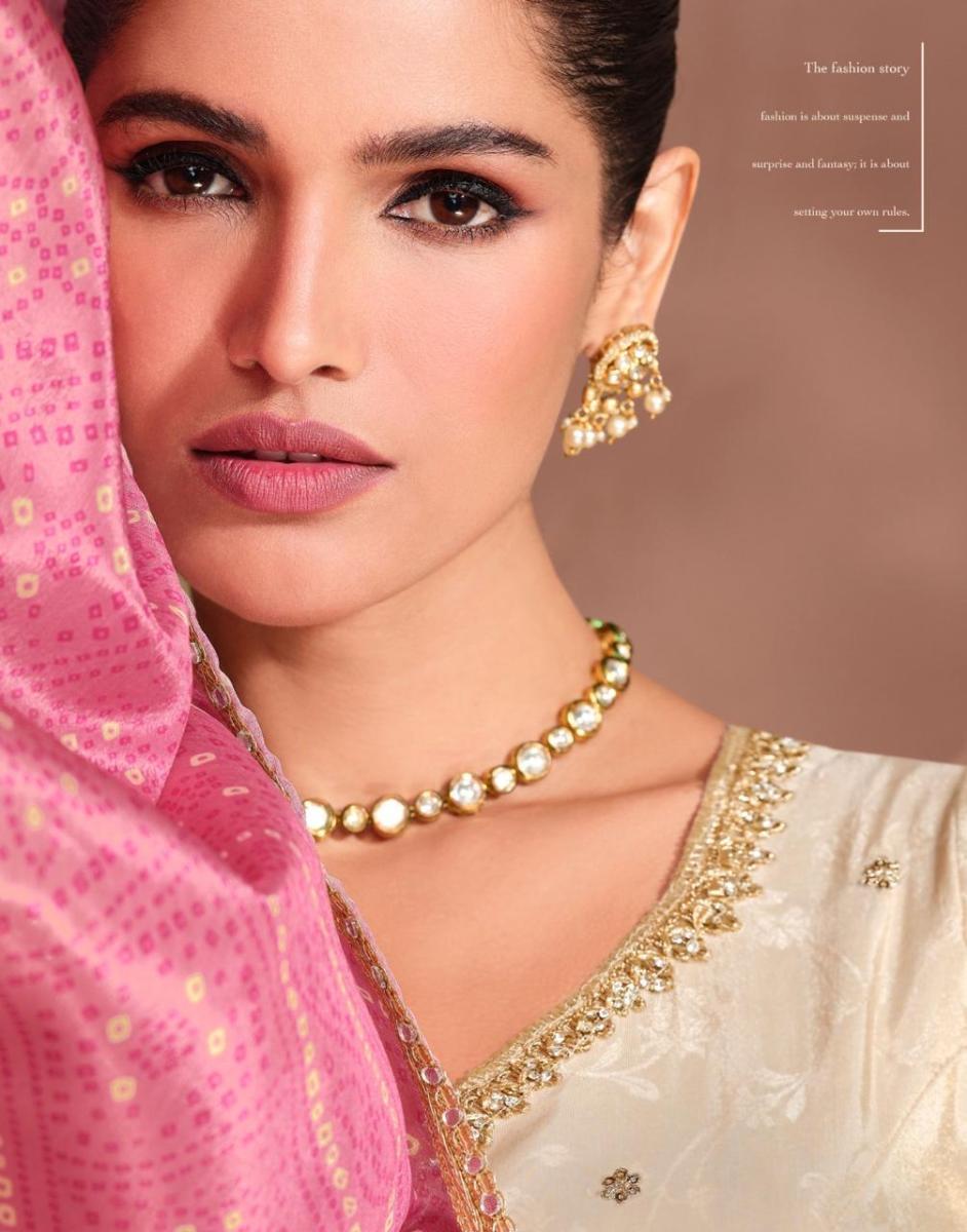 SAYURI-DESIGNER-GUNJAN-SIMAR-VISCOSE-FANCY-SUITS-WHOLESALER-10