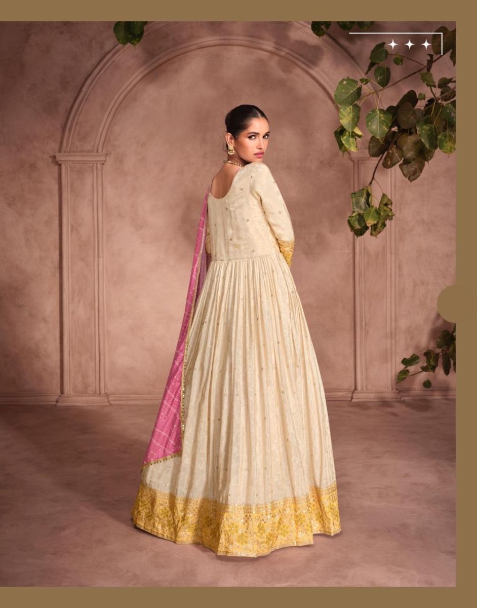 SAYURI-DESIGNER-GUNJAN-SIMAR-VISCOSE-FANCY-SUITS-WHOLESALER-5