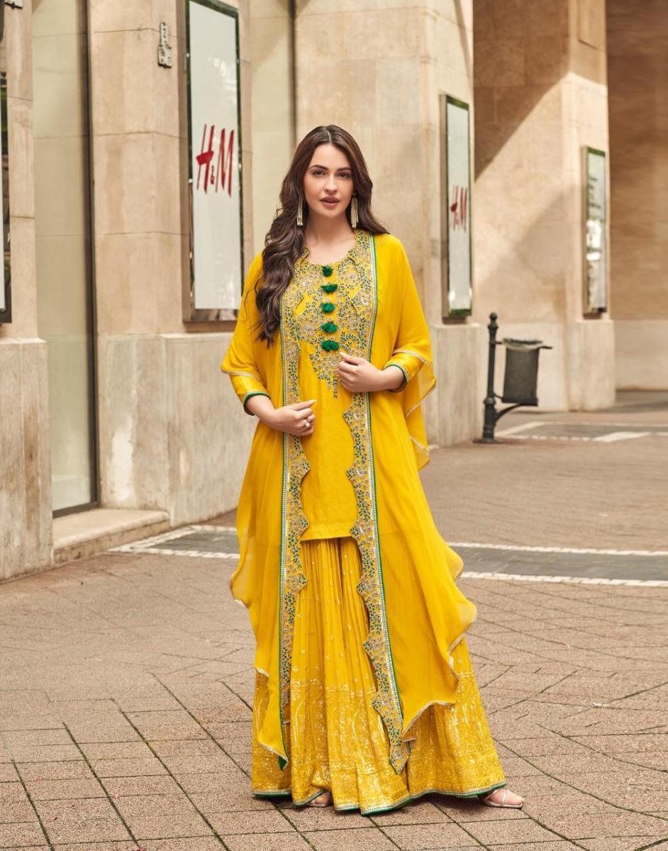 SAYURI-DESIGNER-ISHANI-DESIGNER-SILK-SUITS-7