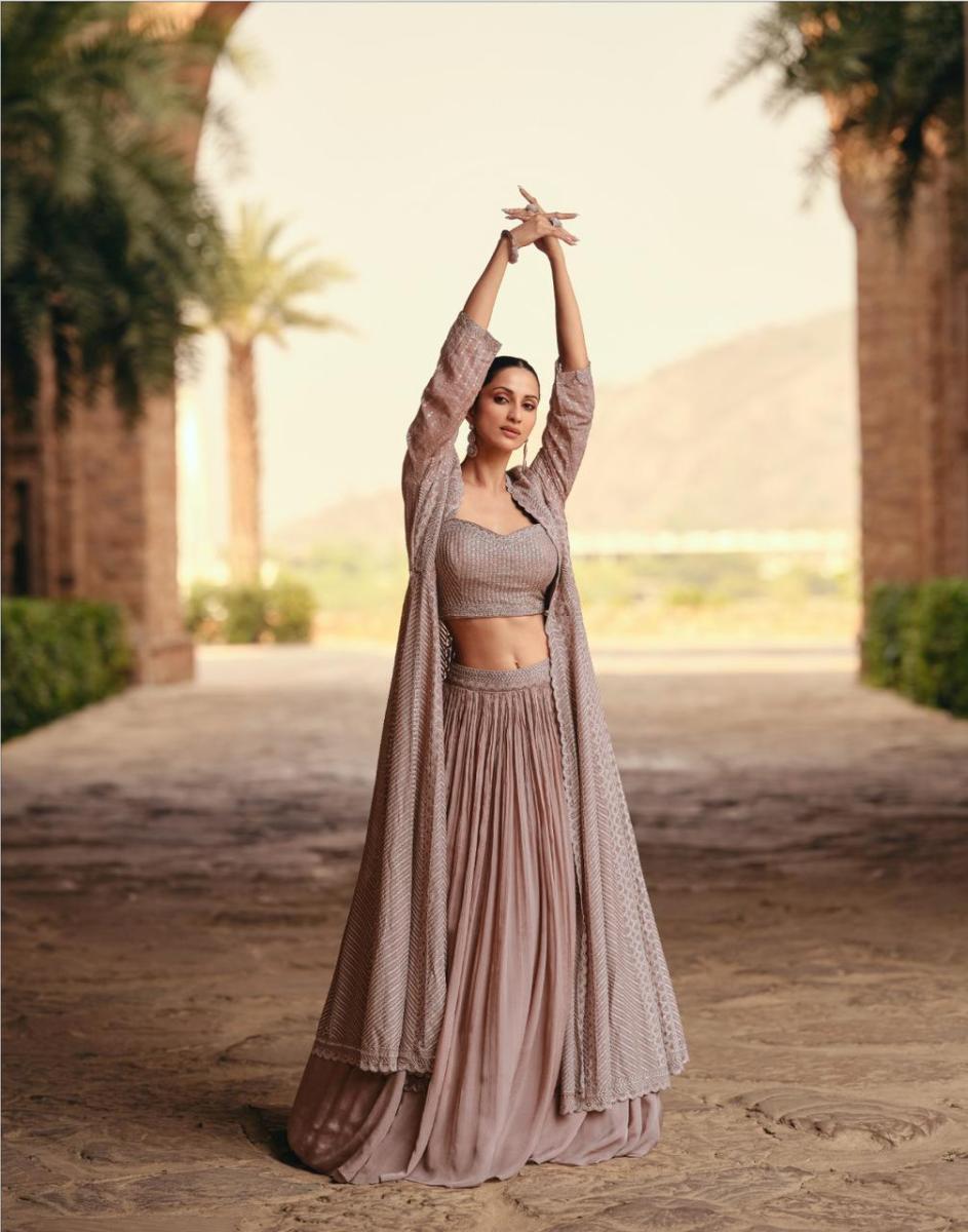 SAYURI-DESIGNER-JEWEL-GEORGETTE-SALWAR-KAMEEZ-DISTRIBUTOR-IN-SURAT-7