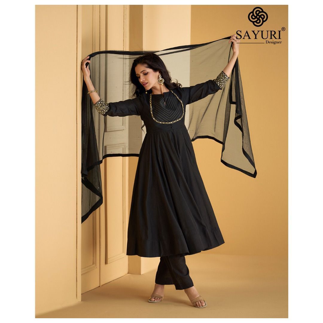 SAYURI-DESIGNER-MANDIRA-PURE-SILK-SUIT-DISTRIBUTOR-IN-SURAT-10