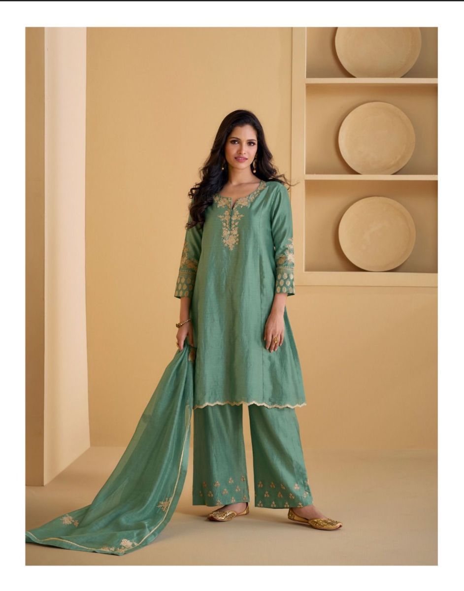 SAYURI-DESIGNER-SUHANI-PURE-SILK-SUIT-SUPPLIER-IN-SURAT-14