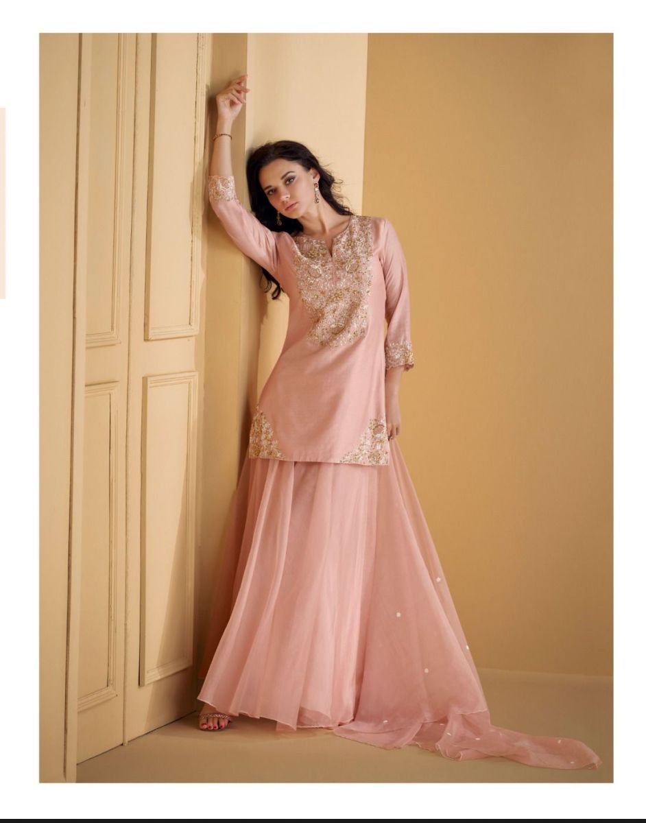 SAYURI-DESIGNER-SUHANI-PURE-SILK-SUIT-SUPPLIER-IN-SURAT-2