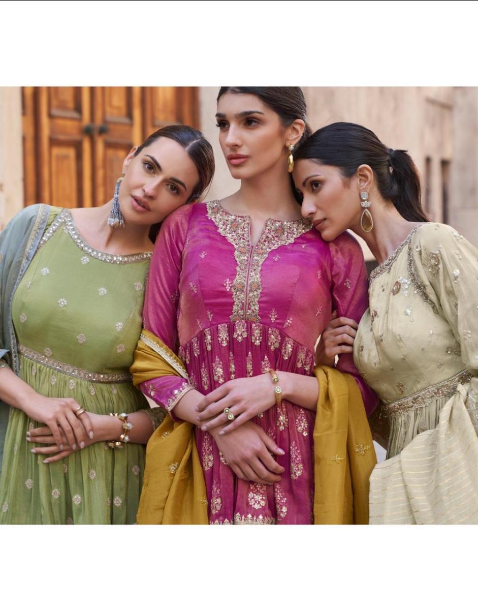 SAYURI-DESIGNER-ZARA-REAL-SIMAR-EMBROIDERY-SUIT-WHOLESALER-IN-SURAT-4