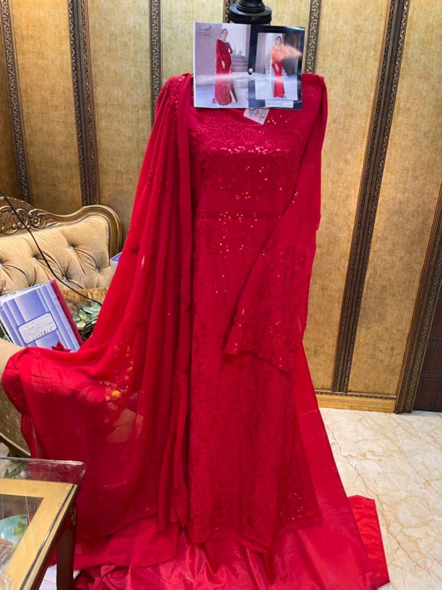 SERENE-REIGN-PAKISTANI-SUITS-LATEST-COLLECTION-12