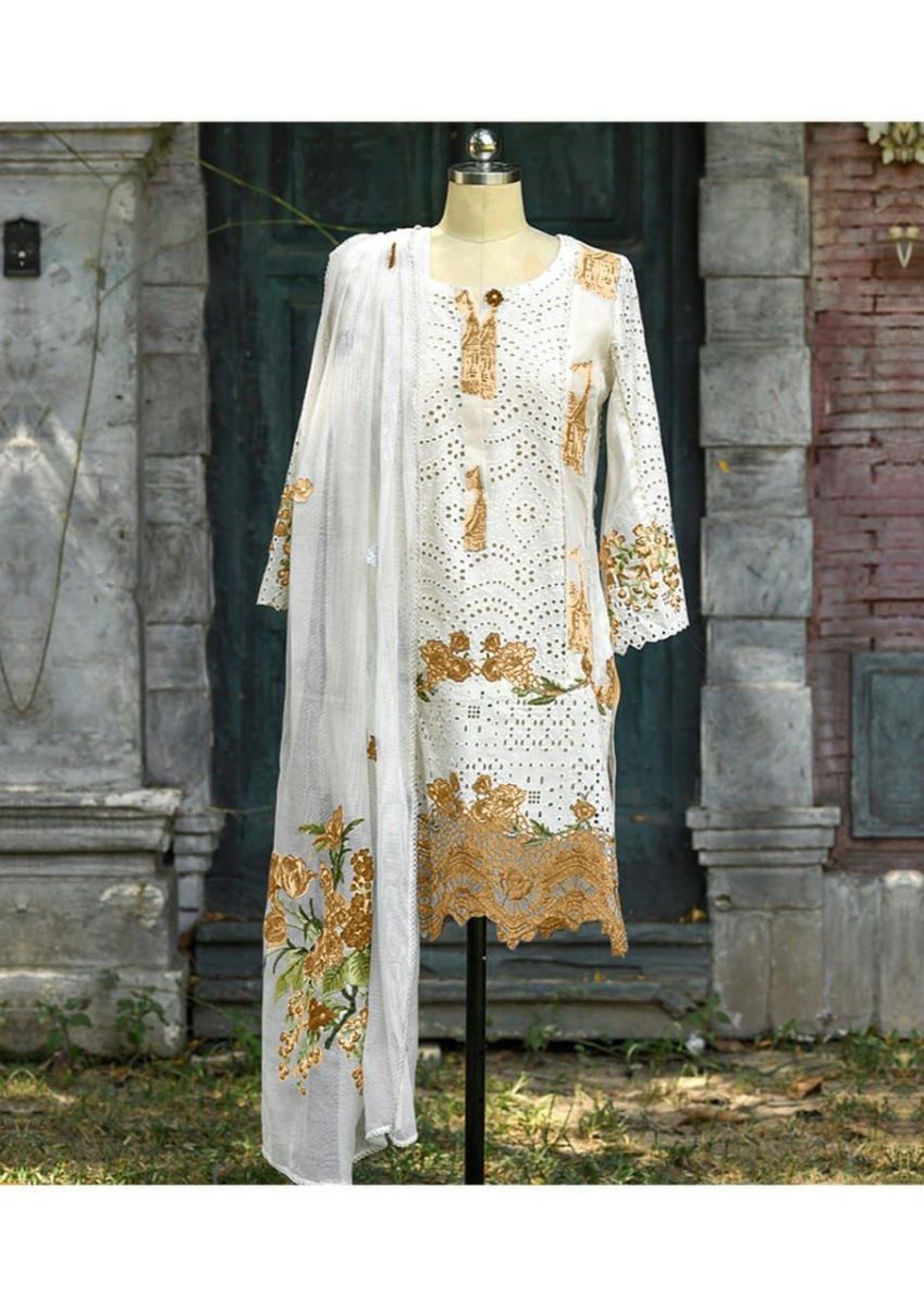 SHRADDHA-DESIGNER-AALIYA-PAKISTANI-LAWN-SUITS-SUPPLIER-SURAT-9