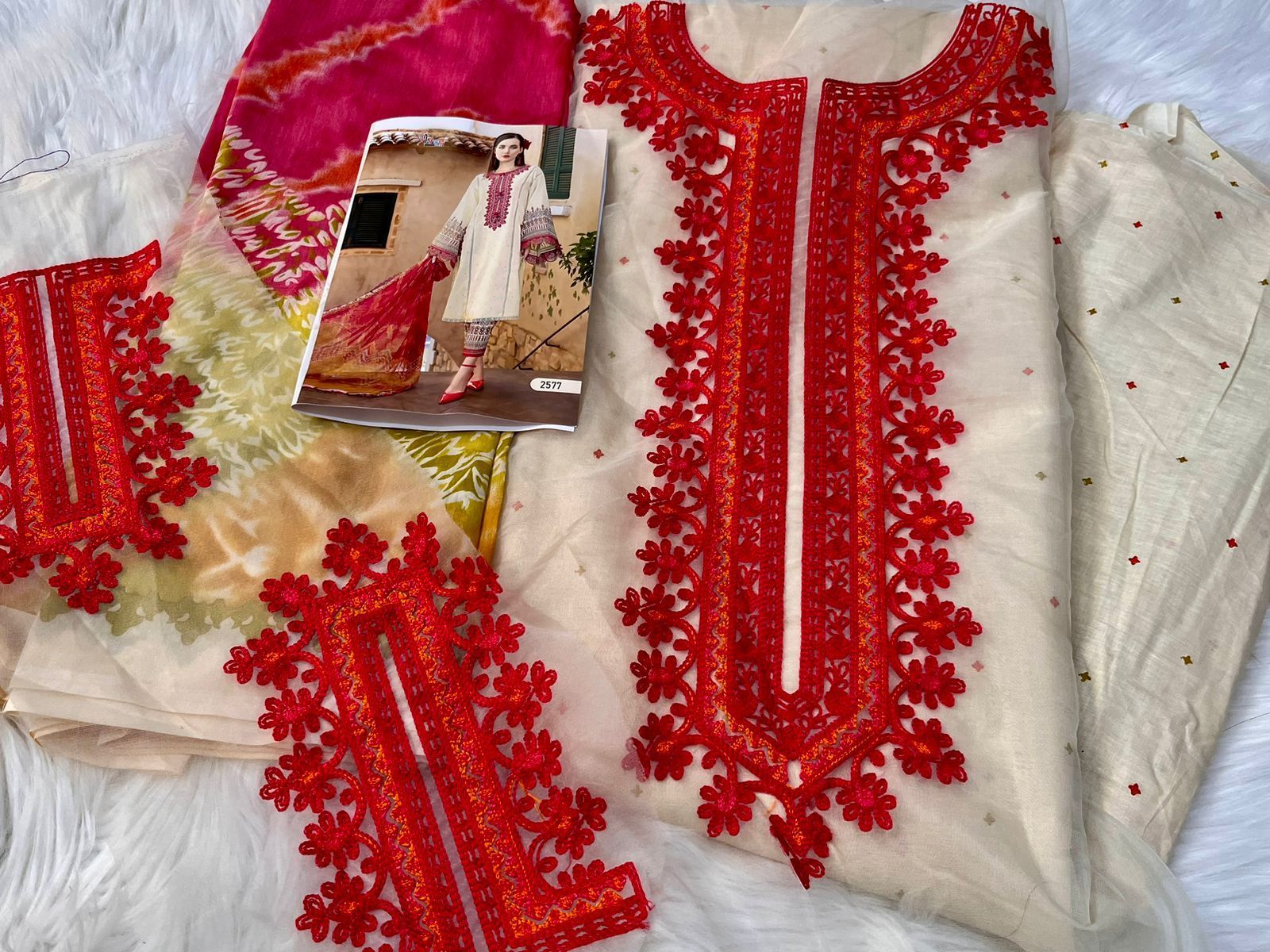 SHREE-FABS-3064-M-PRINTS-23-PAKISTANI-SUITS-2