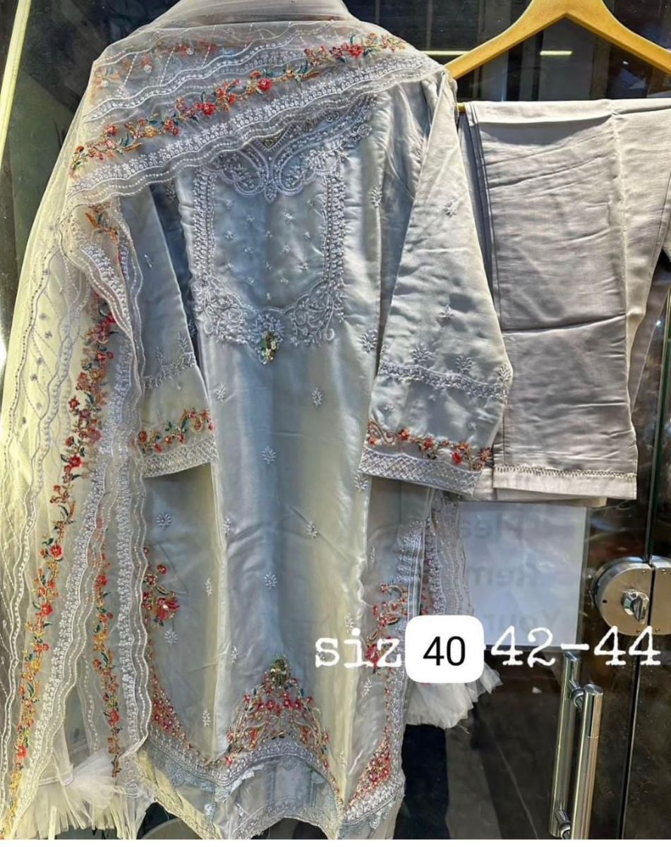 SHREE-FABS-R-1123-B-READYMADE-SALWAR-SUITS-2