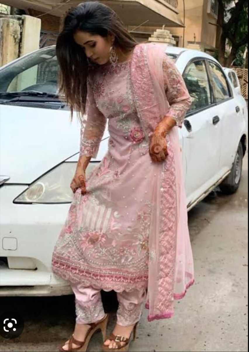 SHREE-FABS-S-207-NET-WITH-EMBROIDERY-PAKISTANI-SUITS-SURAT-3