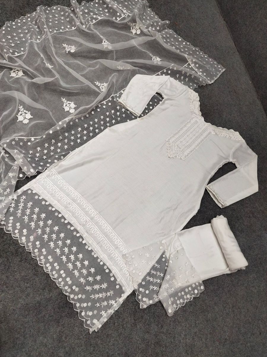 SHREE-HARI-NSR-600-C-DESIGNER-SUITS-WHOLESALE-2