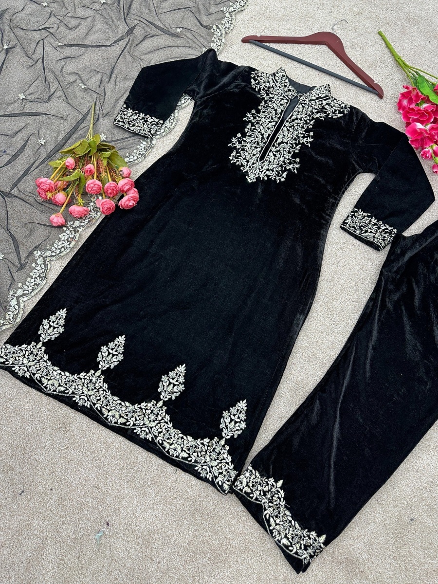 SHREE-HARI-NSR-778-DESIGNER-VELVET-SUITS-5