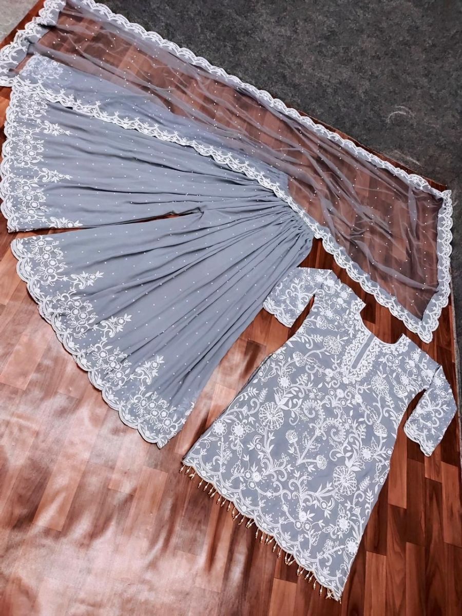 SHREE-HARI-SR-1432-DESIGNER-SUITS-WHOLESALE-3