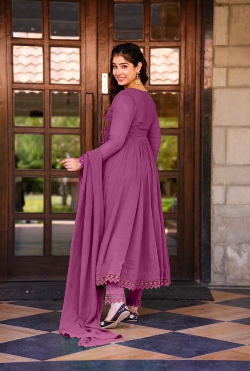 SHREE-HARI-SRK-5012-B-DESIGNER-GOWN-WHOLESALE-2