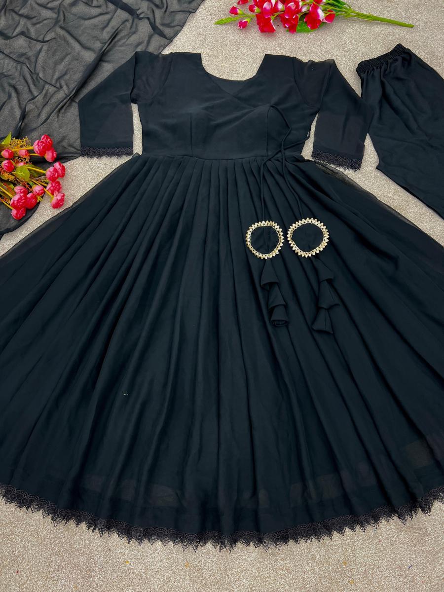 SHREE-HARI-SRK-5012-D-DESIGNER-GOWN-WHOLESALE-3