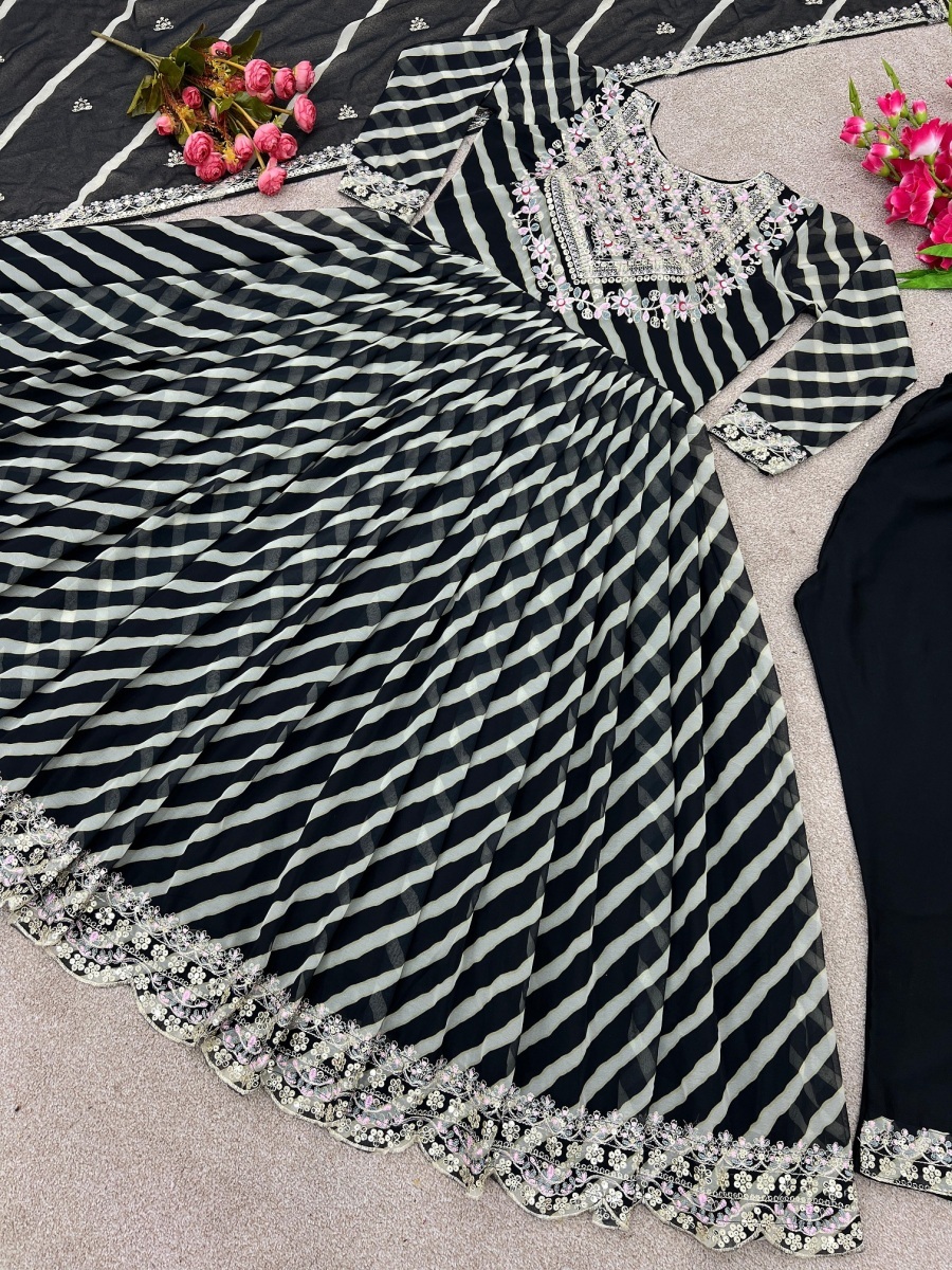 SHREE-HARI-SRK-5084-C-DESIGNER-GOWN-WHOLESALE-4