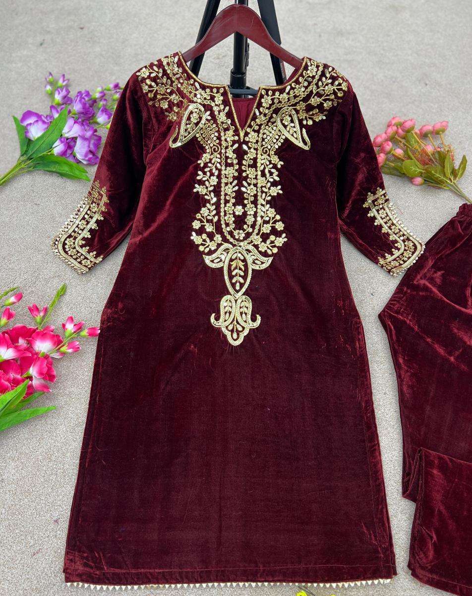 SHREE-HARI-SRK-5104-A-DESIGNER-VELVET-COLLECTION-2