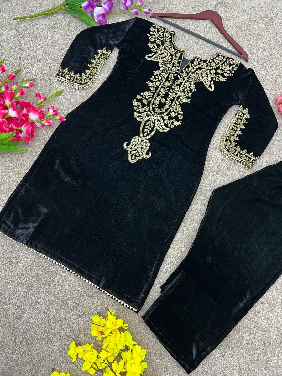 SHREE-HARI-SRK-5104-B-DESIGNER-VELVET-COLLECTION-3