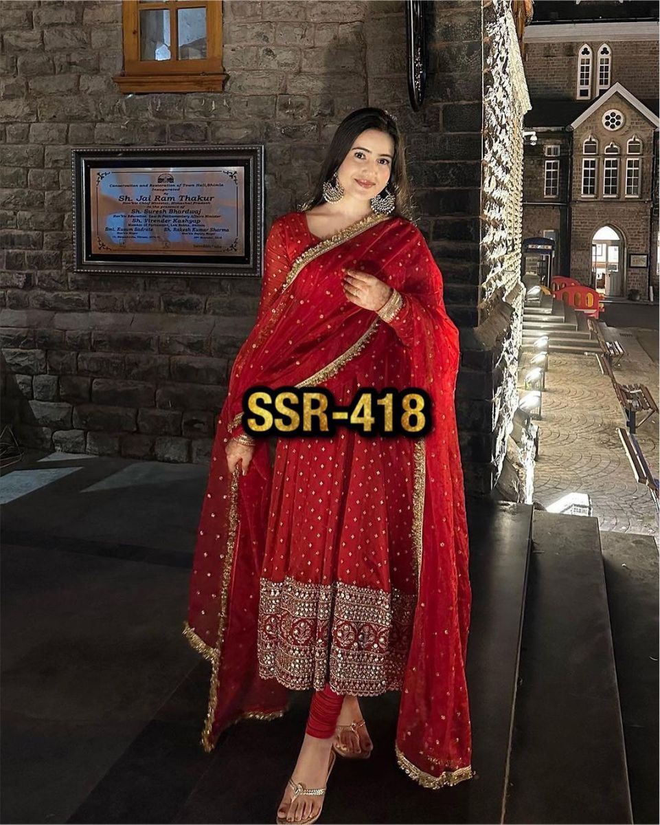 SHREE-HARI-SSR-418-DESIGNER-GOWN-MANUFACTURER-1