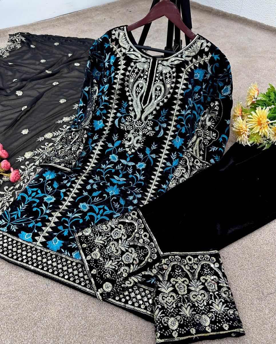 SHREE-HARI-SSR-435-DESIGNER-VELVET-SUITS-3