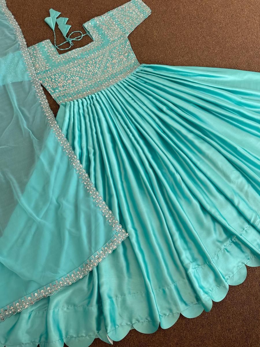 SHREE-HARI-SSR-436-DESIGNER-GOWN-WHOLESALE-3