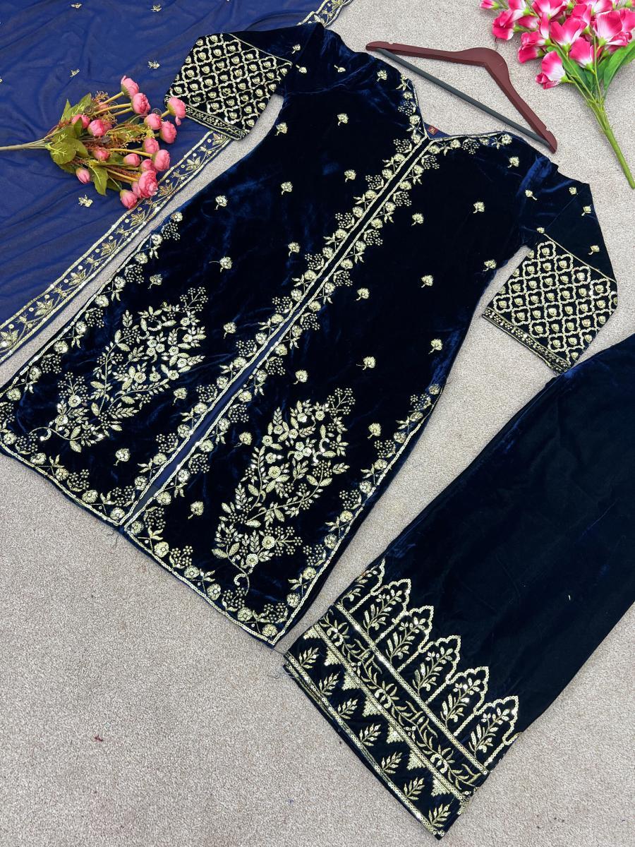 SHREE-HARI-SSR-437-DESIGNER-VELVET-SUITS-WHOLESALE-3