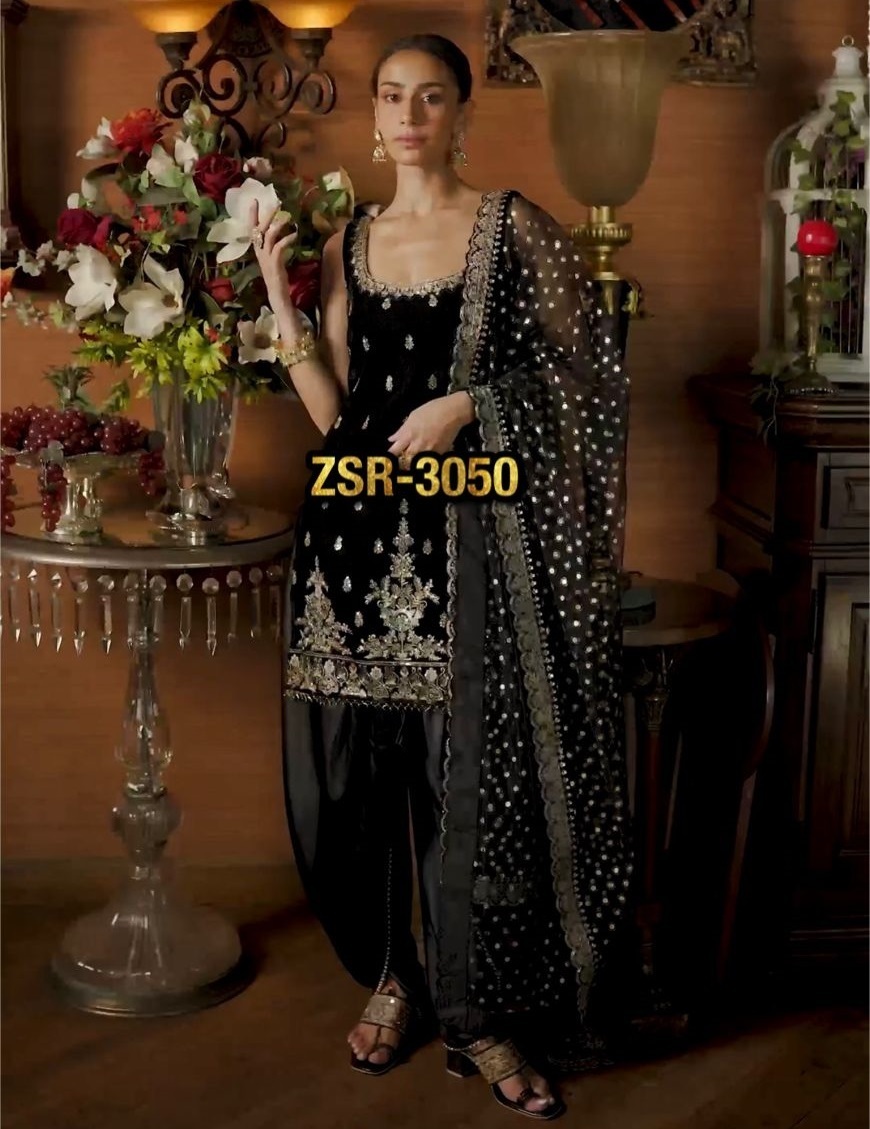 SHREE-HARI-ZSR-3050-DESIGNER-VELVET-SUITS-1
