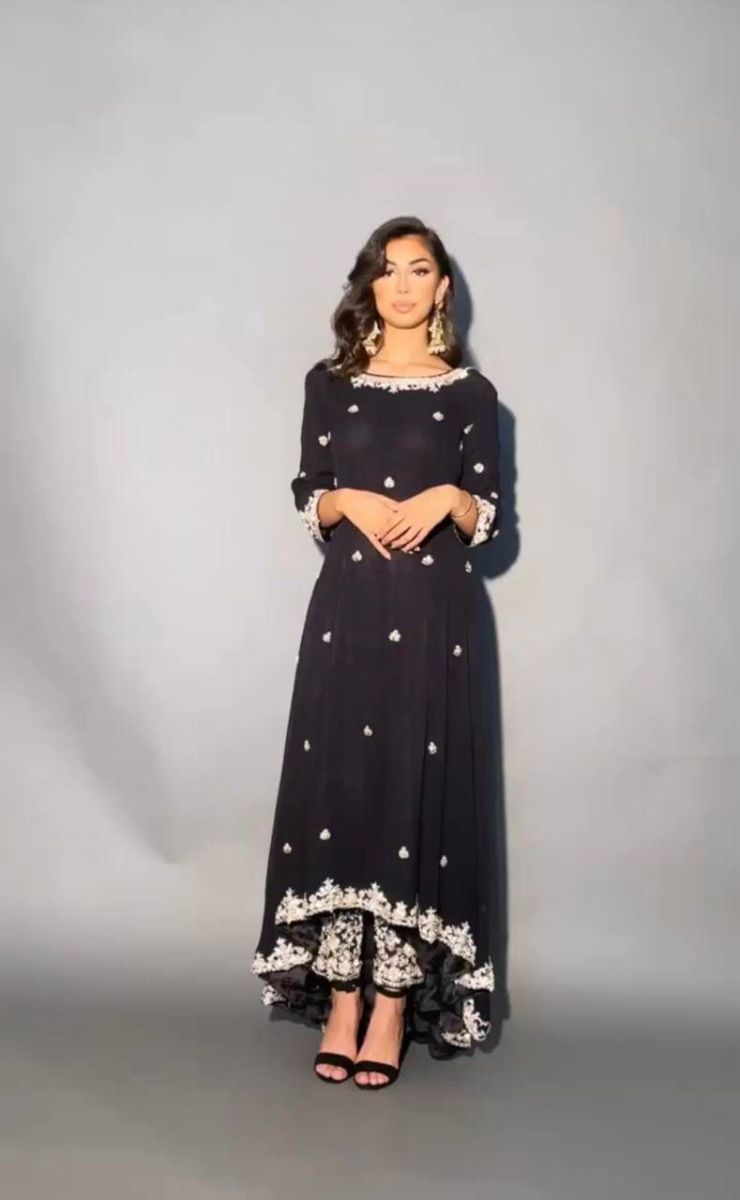 SHREE-TEXTILE-ST-39-DESIGNER-GOWN-WHOLESALE-3