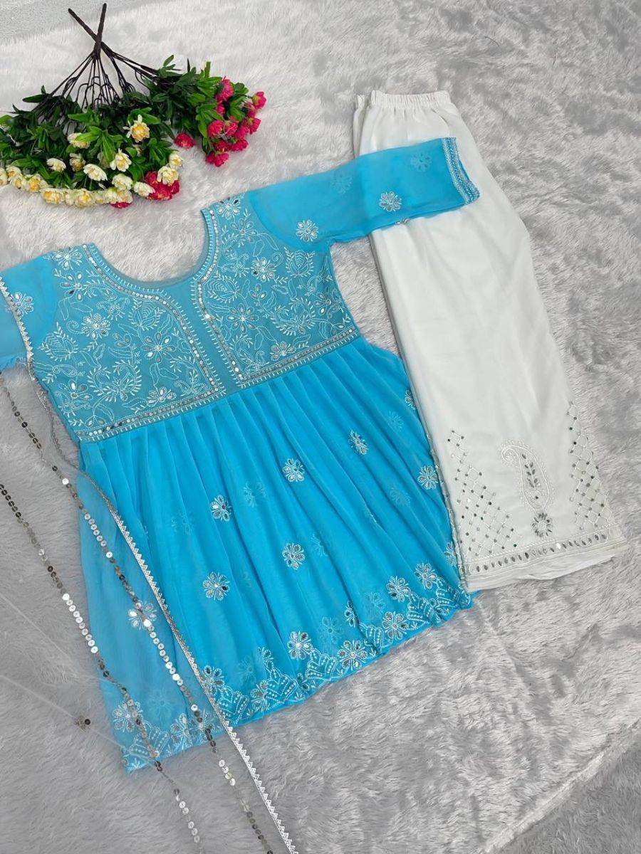 SHREE-TEXTILE-ST-70-B-DESIGNER-SUITS-WHOLESALE-3