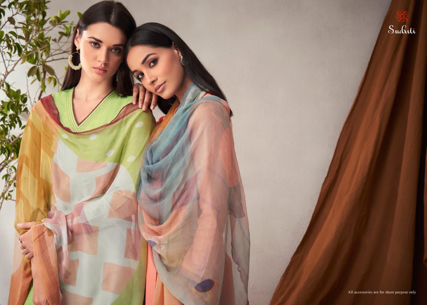 SUDRITI-KHWAAB-COTTON-PRINT-WITH-HANDWORK-SUITS-WHOLESALER-SURAT-3