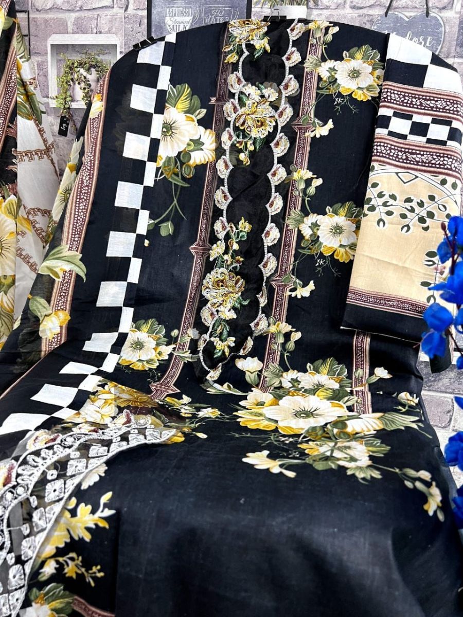 TAJ-CREATIONS-420-FIRDOUS-QUEEN-COURT-SUITS-2