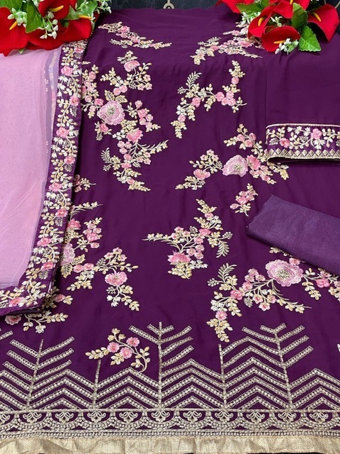 TWEESHA-VANI-D.NO-101-GEORGETTE-WITH-EMBROIDERY-PAKISTANI-SUITS-WHOLESALE-8