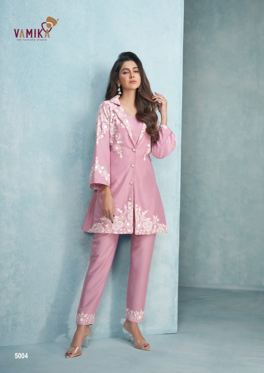 VAMIKA-LAKHNAVI-VOL-4-READYMADE-REYON-KURTIS-5