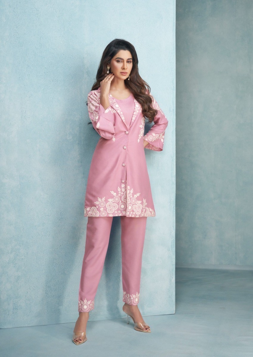 VAMIKA-LAKHNAVI-VOL-4-READYMADE-REYON-KURTIS-8