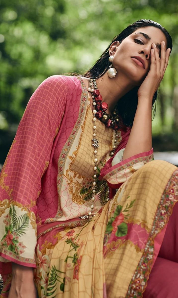 VARSHA-MEHTAAB-LUXURY-LAWN-DIGITALLY-PRINTED-SUITS-CATALOGUE-12
