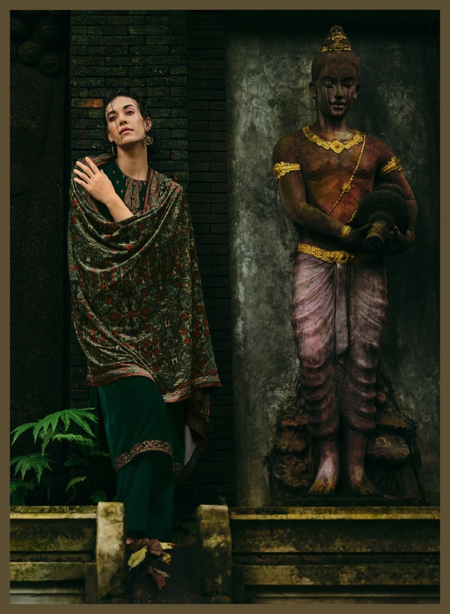 VARSHA-WINTER-AFFAIR-VELVET-EMBROIDERY-SUITS-WHOLESALE-9