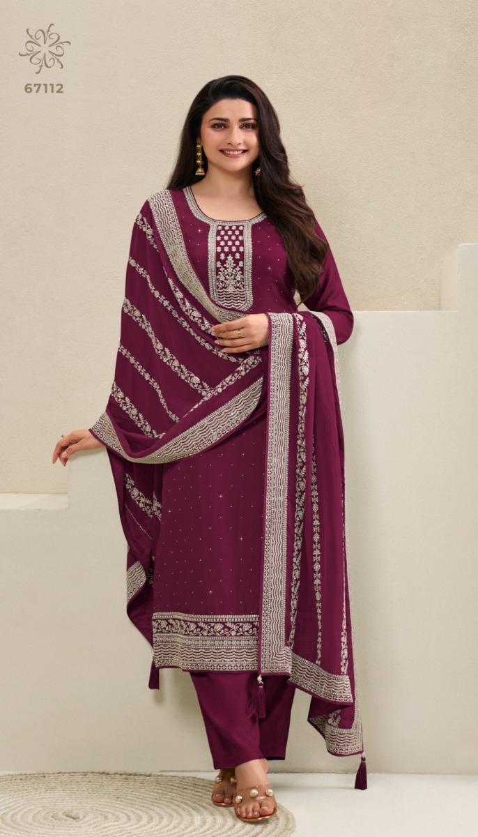 VINAY-KASEESH-PARUL-COLOUR-PLUS-HEAVY-EMBROIDERED-SUITS-4