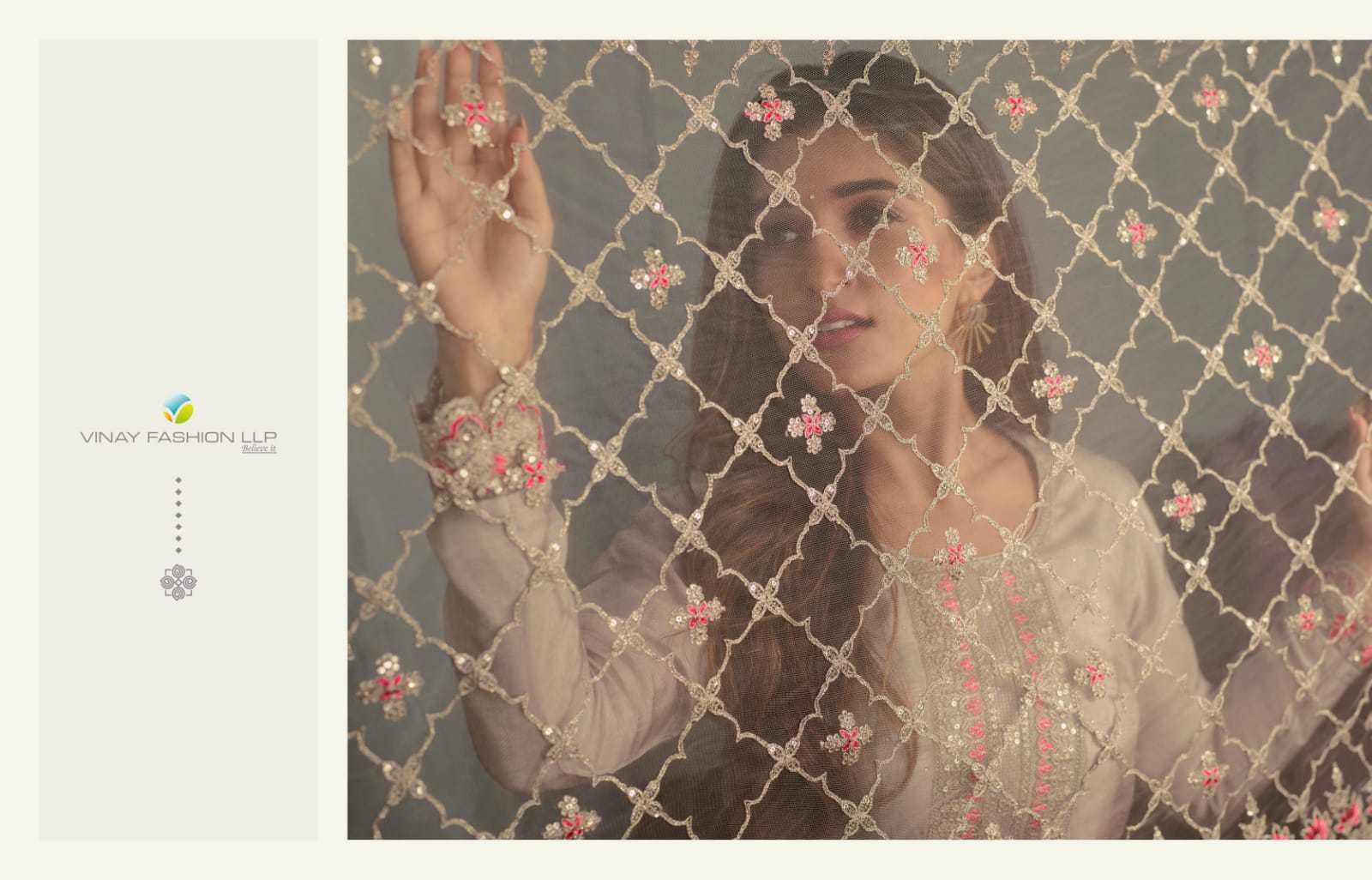 VINAY-KASEESH-SHABAA-DOLA-SILK-TOP-BOTTOM-WITH-DUPATTA-AT-WHOLESALER-SURAT-3