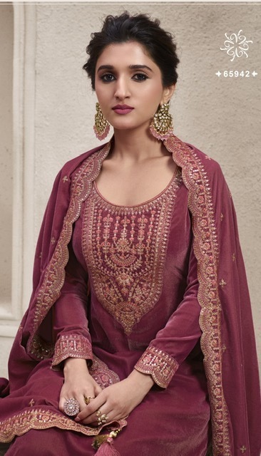 VINAY-KERVIN-VELVET-EMBROIDERY-2-SALWAR-SUITS-DISTRIBUTOR-IN-SURAT-10