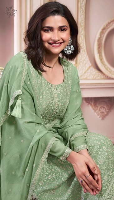 VINAY-KULEESH-SAIRA-DESIGNER-THREAD-EMBROIDERED-SALWAR-SUIT-WHOLESALER-IN-SURAT-14
