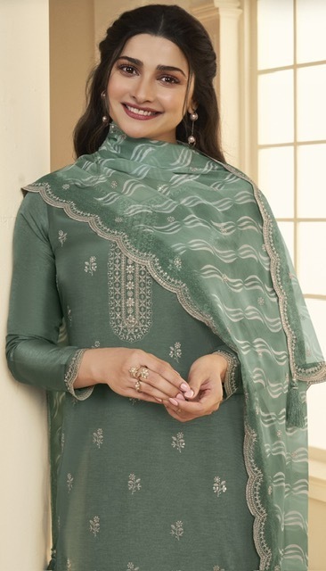 VINAY-KULEESH-SHOHINI-DESIGNER-SALWAR-SUIT-SUPPLIER-IN-SURAT3-13