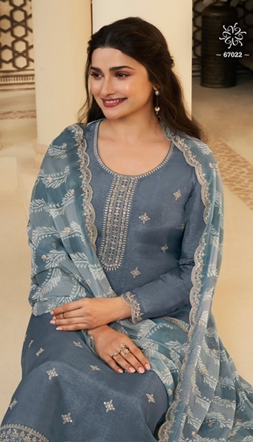 VINAY-KULEESH-SHOHINI-DESIGNER-SALWAR-SUIT-SUPPLIER-IN-SURAT3-6