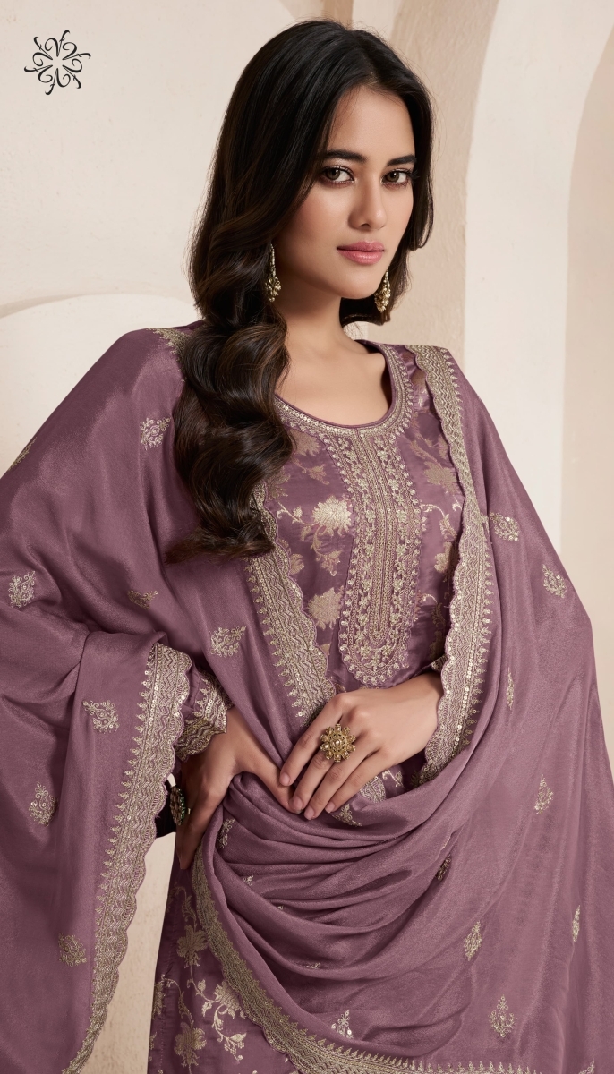 VINAY-KULEESH-SILKY-VOL-4-SILK-EMBROIDERY-SUITS-SUPPLIER-4