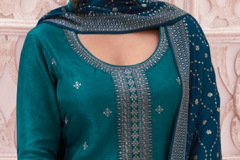 VINAY-KULEESH-SIYA-SILK-EMBROIDERY-DESIGNER-SALWAR-SUIT-SUPPLIER-IN-SURAT-13