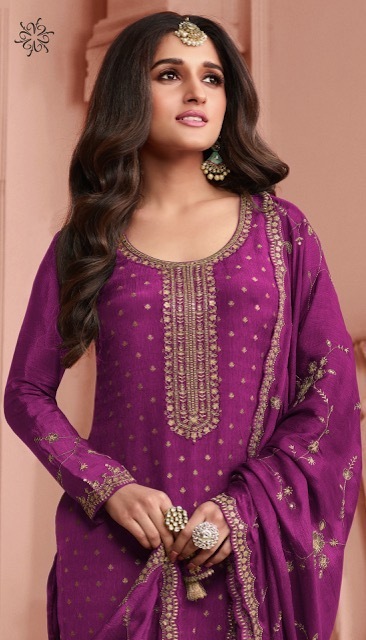 VINAY-KULEESH-SWARNAA-COLOURPLUS-SALWAR-SUIT-WHOLESALER-IN-SURAT-5