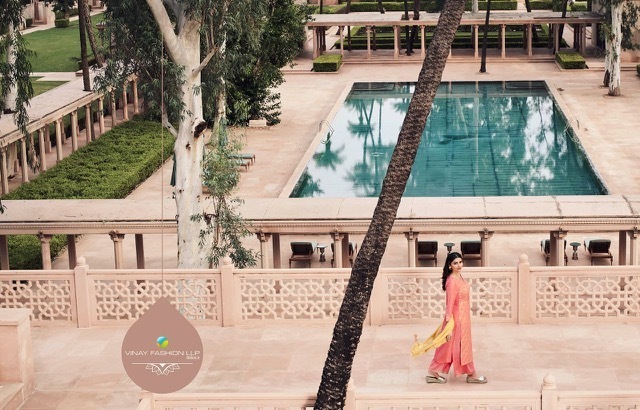 VINAY-TUMBAA-FESTIVE-READYMADE-KURTIS-MANUFACTURER-SURAT-3