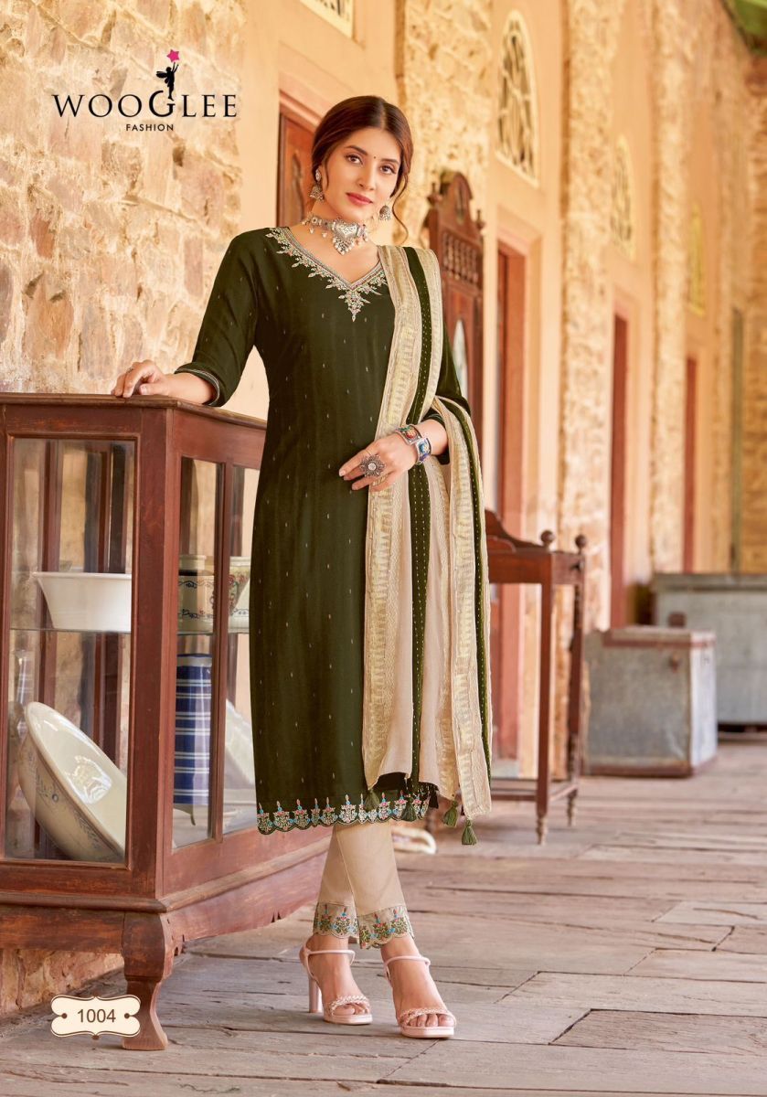 WOOGLEE-KAAVISHA-RAYON-READYMADE-KURTI-CATALOGUE-DISTRIBUTOR-IN-SURAT-5